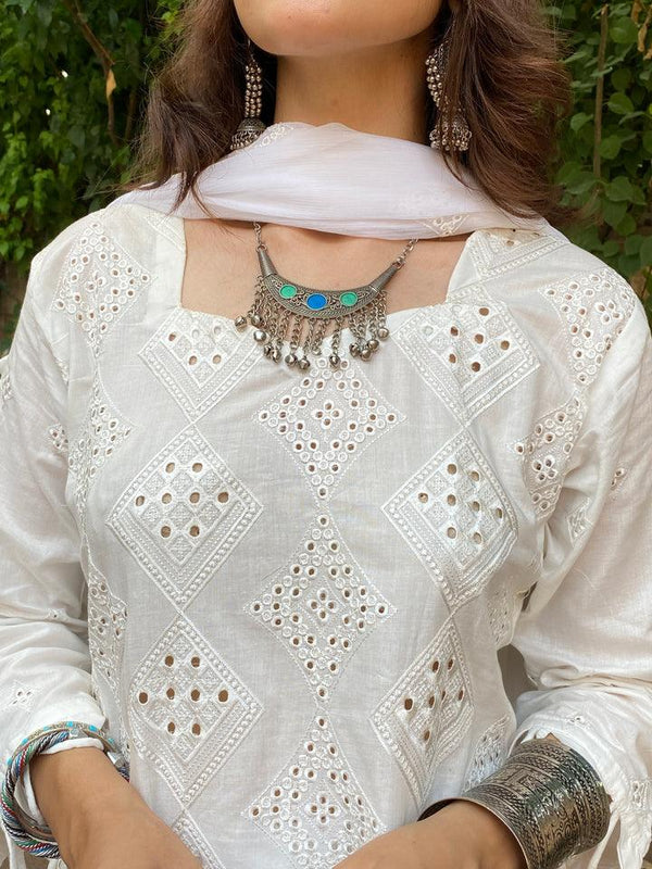 Unique Chikankari Whisper